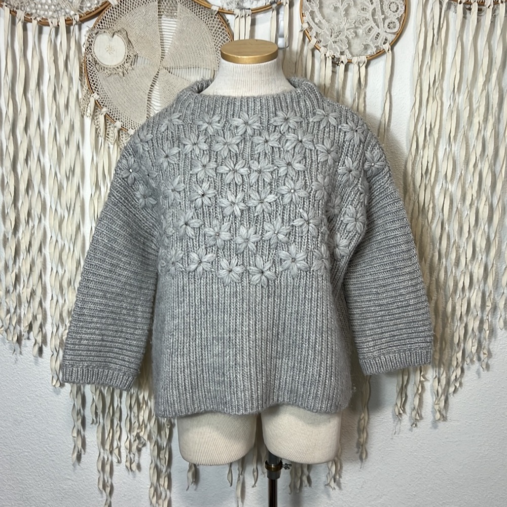 Sundance Gray Wool/Alpaca Flower Accent Sweater Size M